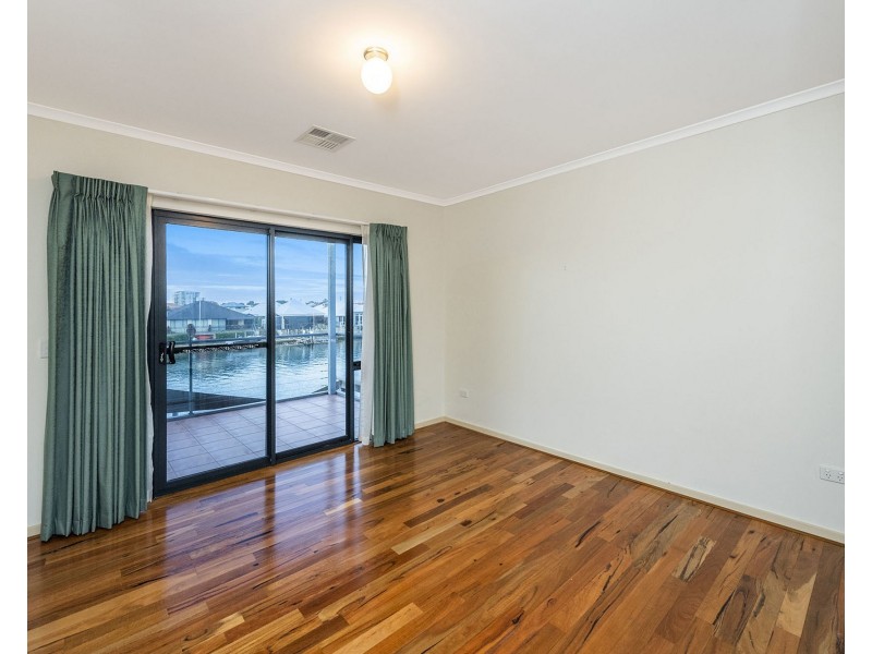 11/3 Piccolo Place, Halls Head WA 6210