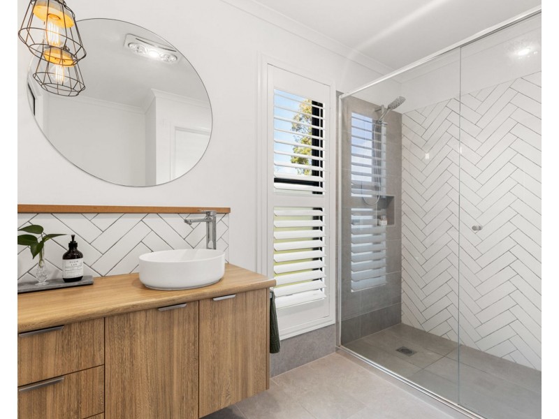 12 Greens Vista Place, Yaroomba QLD 4573