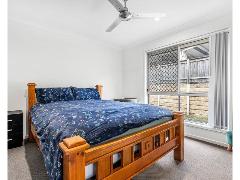 26 Muller Street, Redland Bay QLD 4165