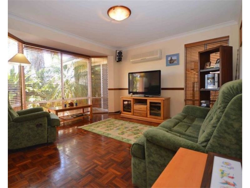 10 Cumberland Way, Waikiki WA 6169