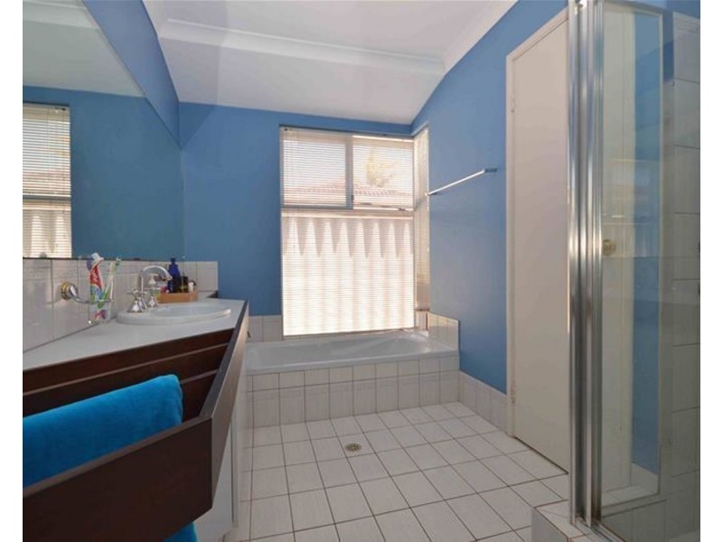 10 Cumberland Way, Waikiki WA 6169