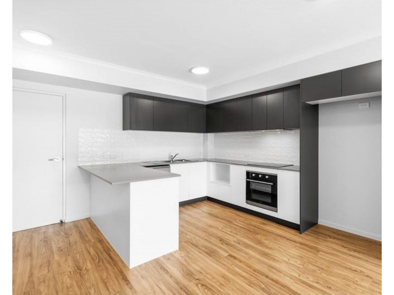 802/14 Maud Street, Nambour QLD 4560