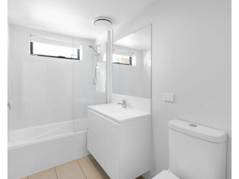 802/14 Maud Street, Nambour QLD 4560