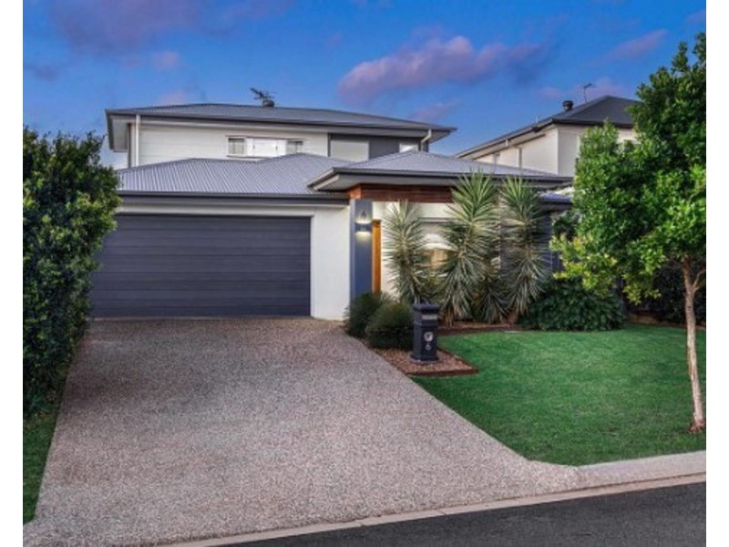 6 Premier Terrace, Bridgeman Downs QLD 4035