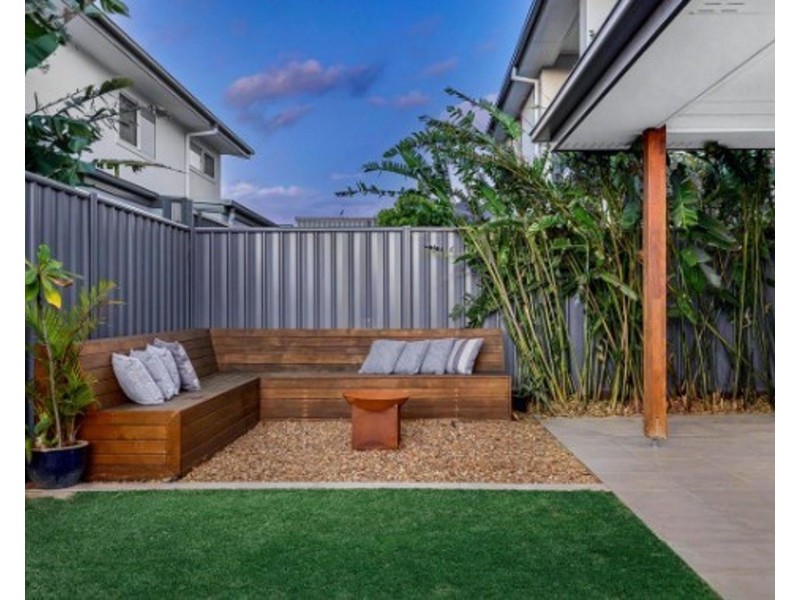 6 Premier Terrace, Bridgeman Downs QLD 4035