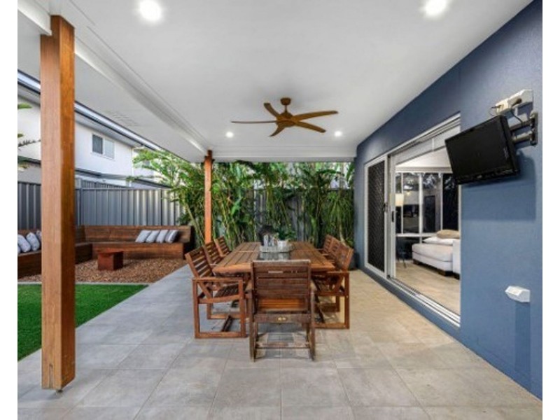 6 Premier Terrace, Bridgeman Downs QLD 4035