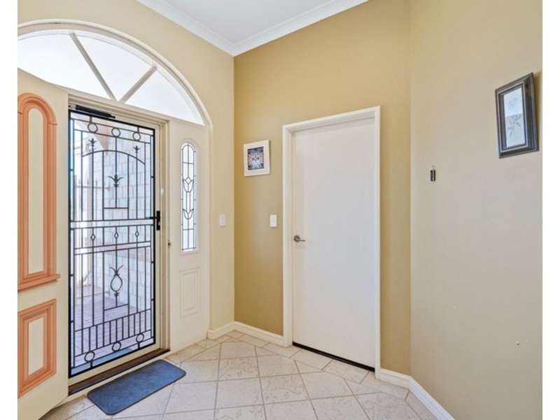 23 Rialto Place, Halls Head WA 6210