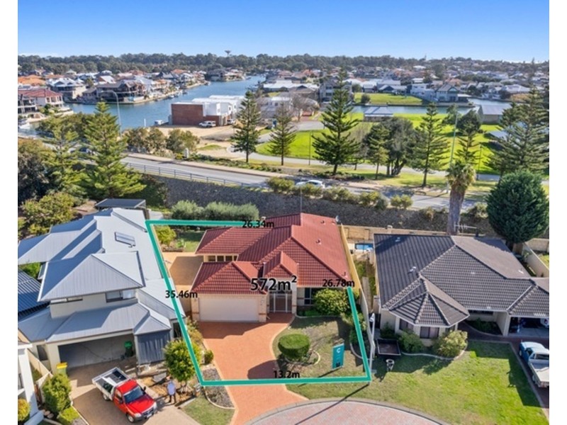 23 Rialto Place, Halls Head WA 6210