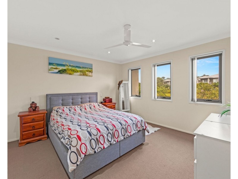 11/2 Christopher Street, Pimpama QLD 4209