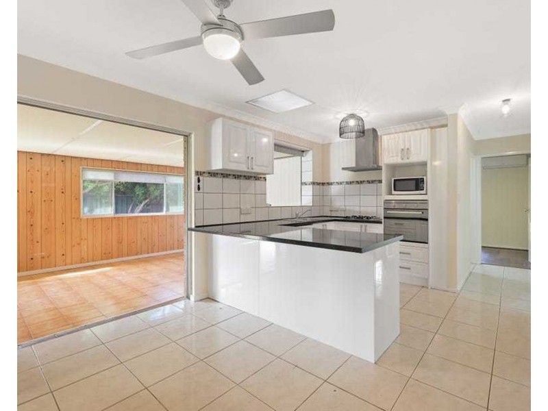 12 Avila Place, Kenwick WA 6107