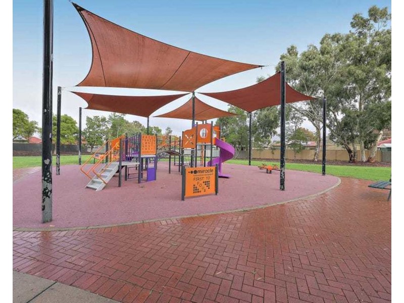 12 Avila Place, Kenwick WA 6107