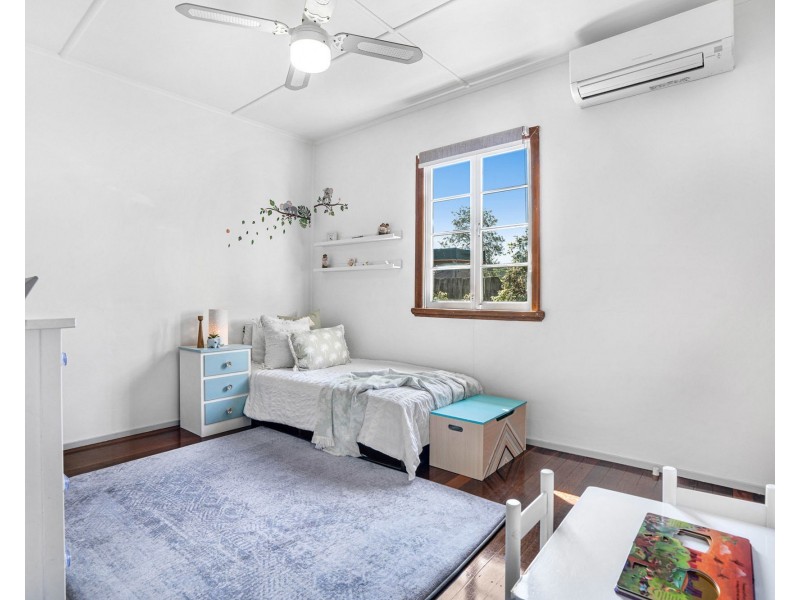 2103 Wynnum Road, Wynnum West QLD 4178