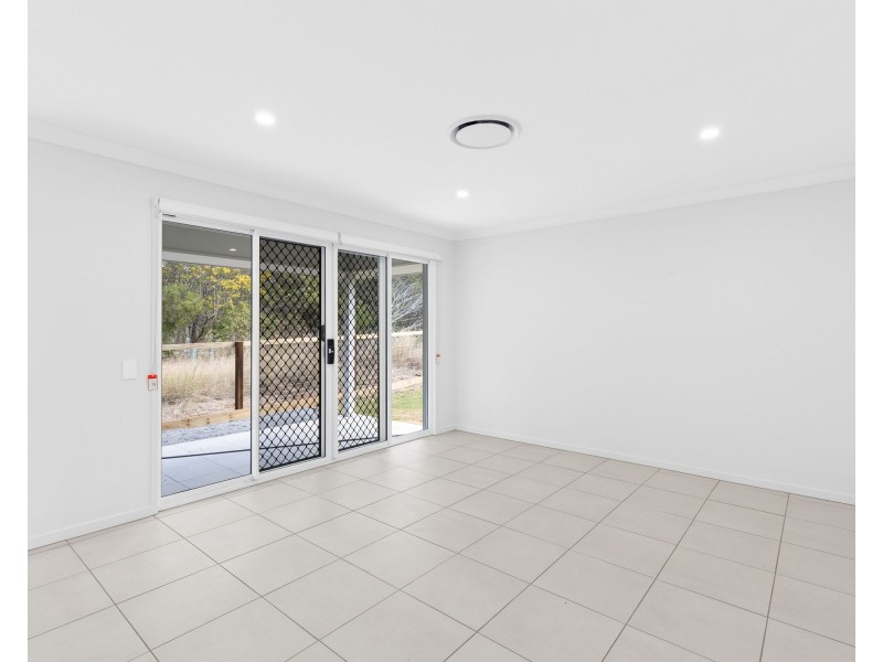 31 Timothy Cres, Rosewood QLD 4340