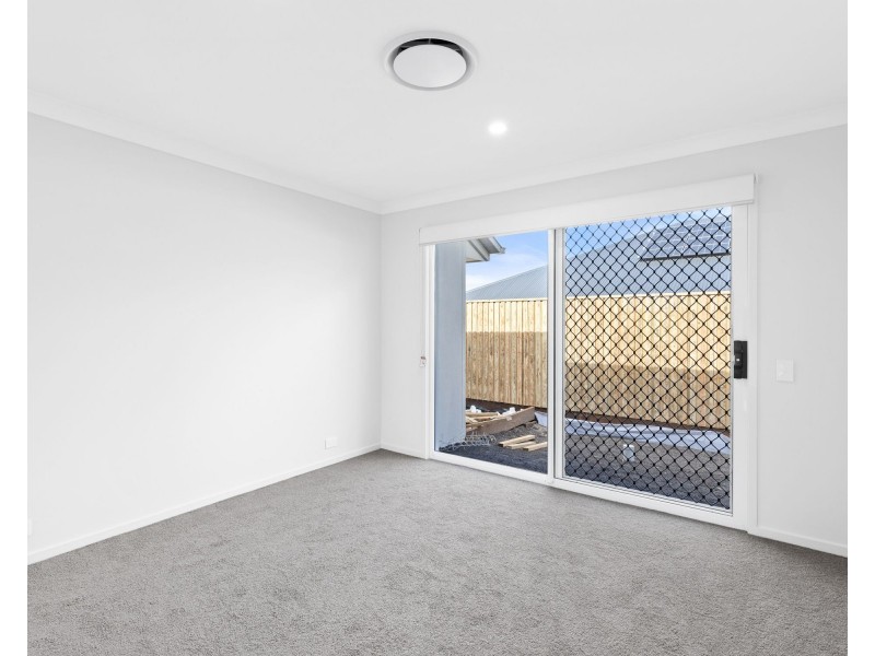 31 Timothy Cres, Rosewood QLD 4340