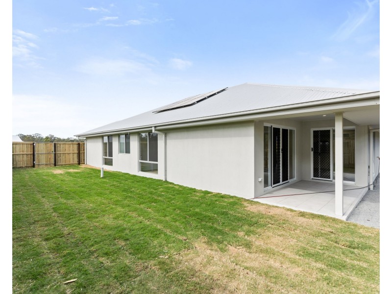 31 Timothy Cres, Rosewood QLD 4340