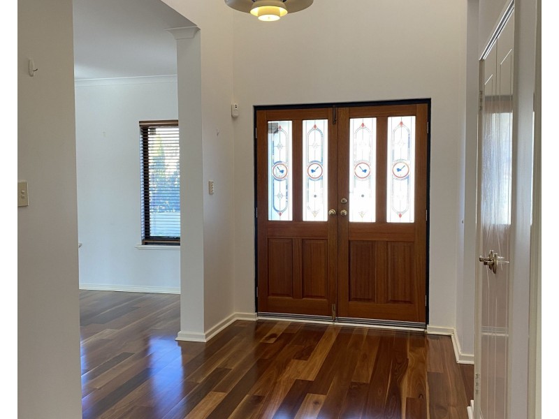 20 Samphire Street, Ascot WA 6104