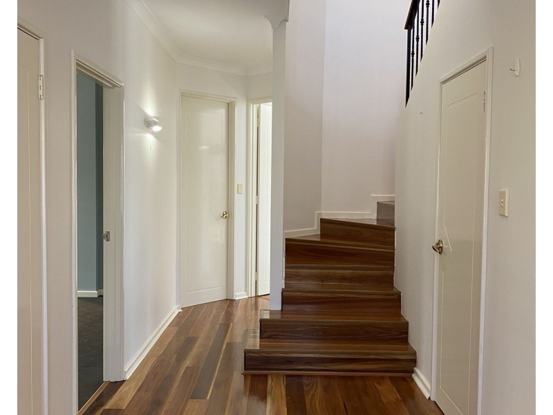 20 Samphire Street, Ascot WA 6104