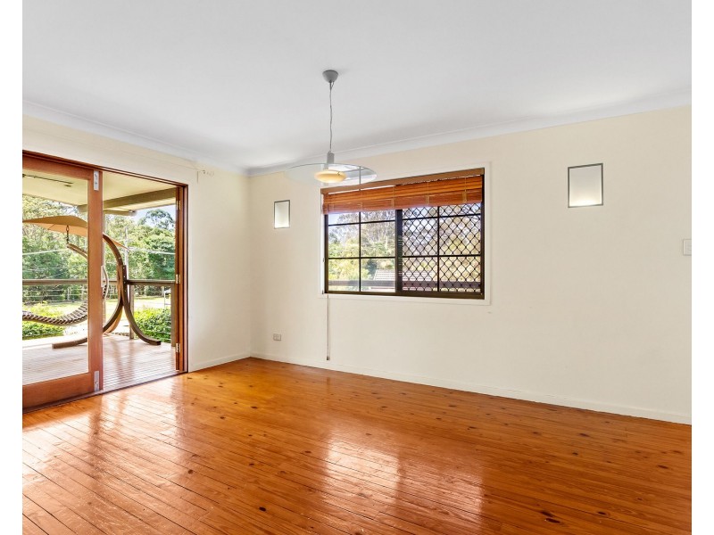 5 Caneby Street, Everton Hills QLD 4053