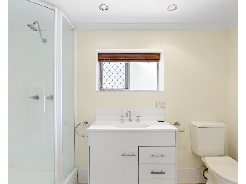 5 Caneby Street, Everton Hills QLD 4053