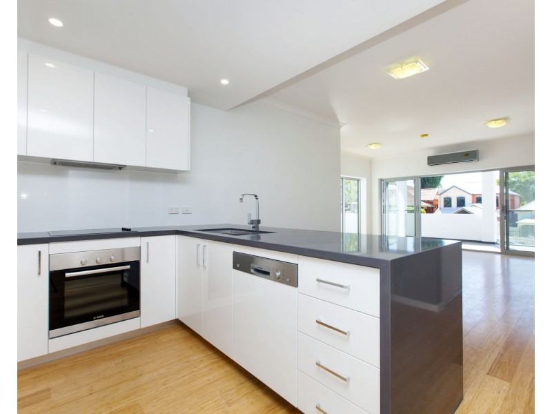 10/110 Cambridge Street, West Leederville WA 6007