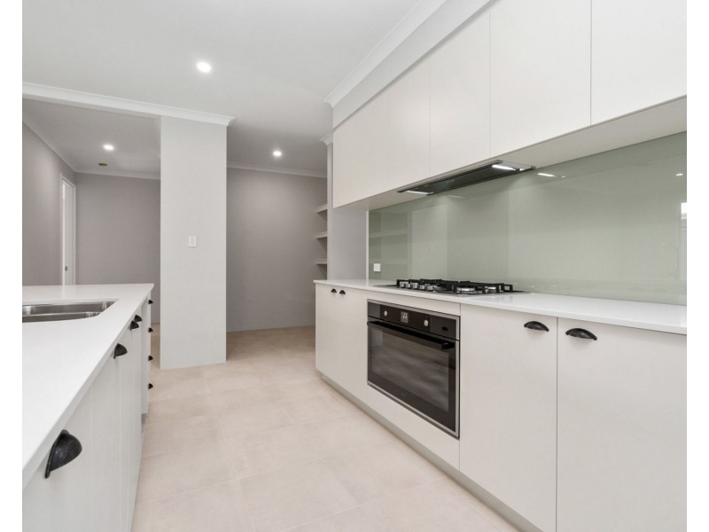 4 Warhol Way, Alkimos WA 6038