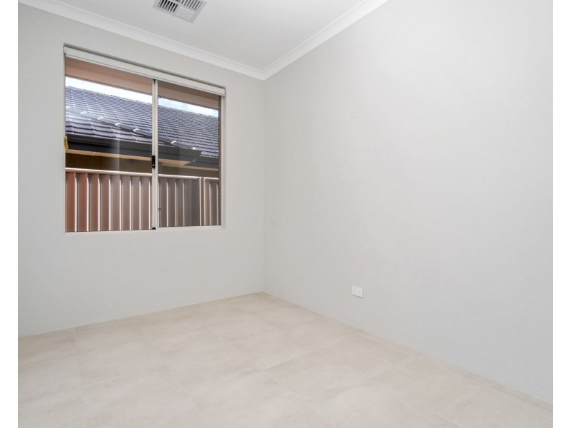 4 Warhol Way, Alkimos WA 6038