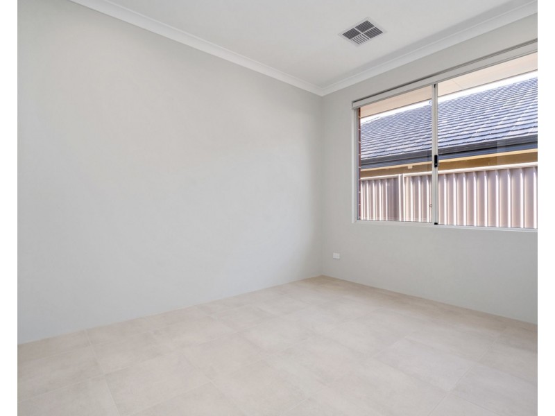 4 Warhol Way, Alkimos WA 6038