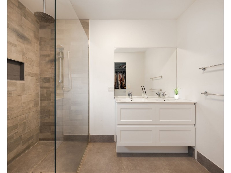 51 Gladstone Street, Brighton QLD 4017