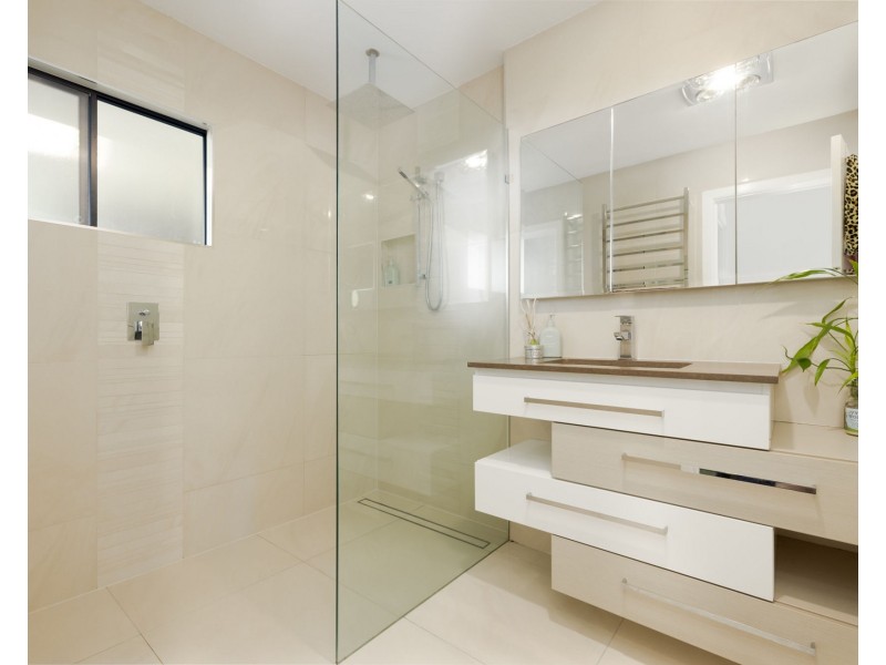 14 Odare Street, Brighton QLD 4017