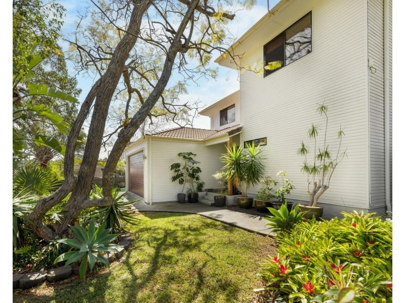 14 Odare Street, Brighton QLD 4017