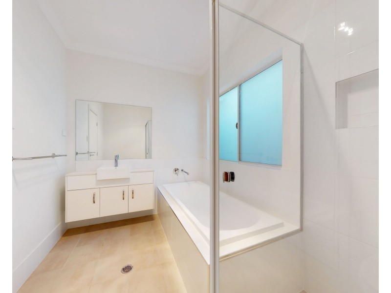 33 Lopper Street, Austral NSW 2179