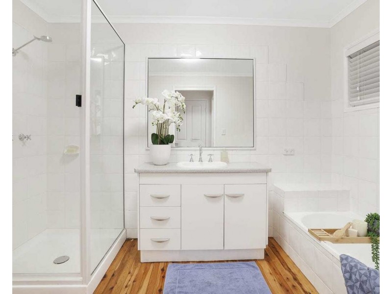 11 Martins Court, Qunaba QLD 4670