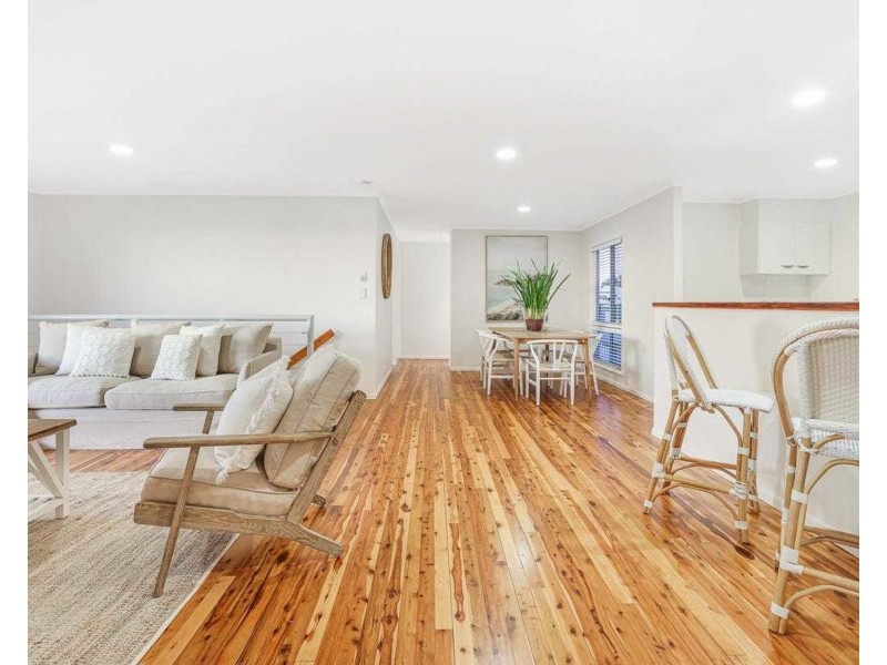 11 Martins Court, Qunaba QLD 4670