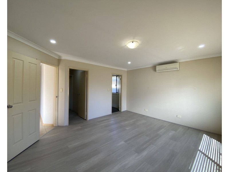 47 Jackadder Ave, Hammond Park WA 6164