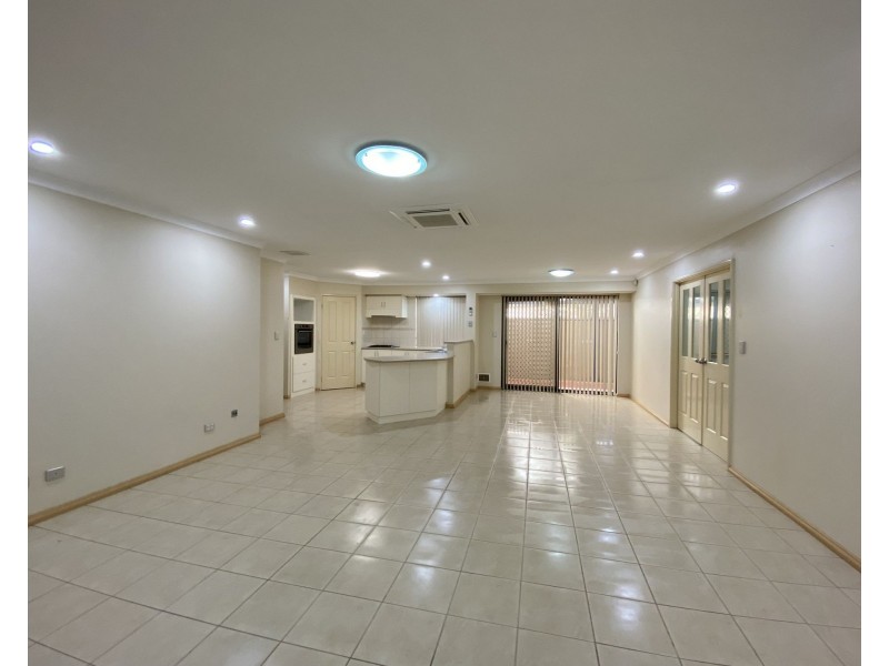 47 Jackadder Ave, Hammond Park WA 6164