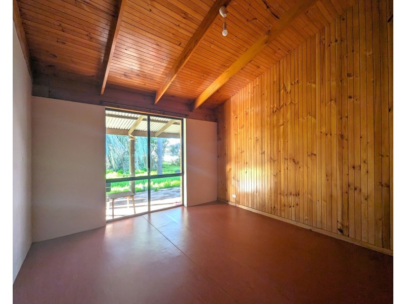 34 Verna Court, Cockburn Central WA 6164