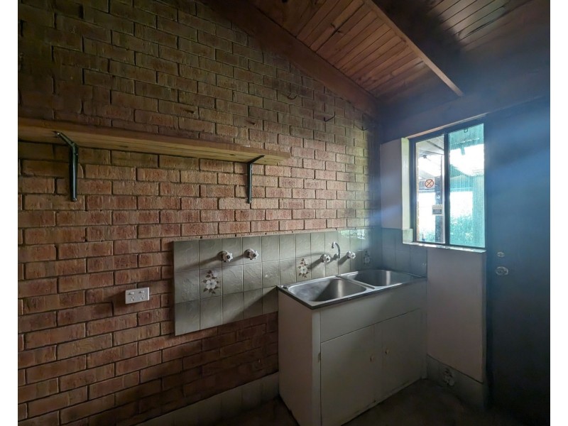 34 Verna Court, Cockburn Central WA 6164