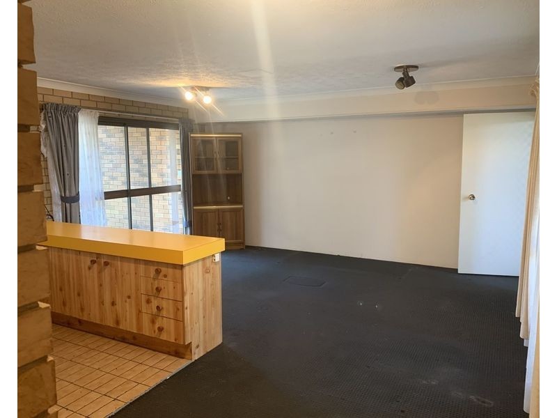 1/2 Angie Court, Mermaid Waters QLD 4218