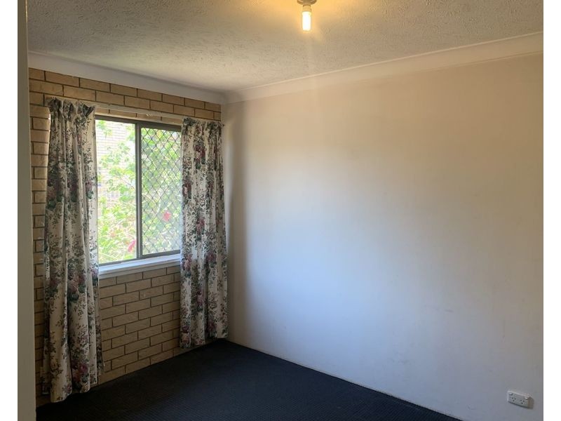 1/2 Angie Court, Mermaid Waters QLD 4218