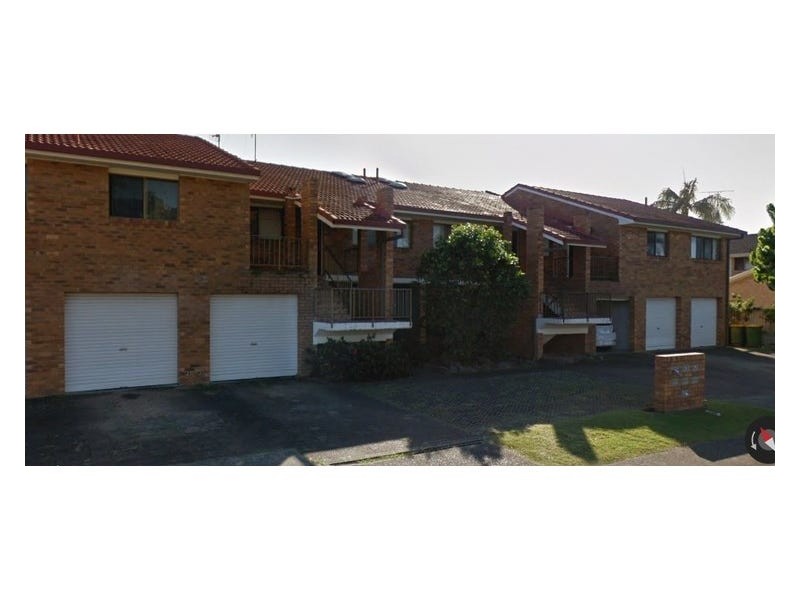 1/2 Angie Court, Mermaid Waters QLD 4218