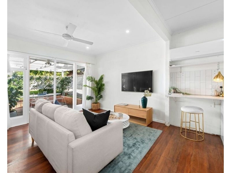 11 MACKAY TERRACE, Bardon QLD 4065