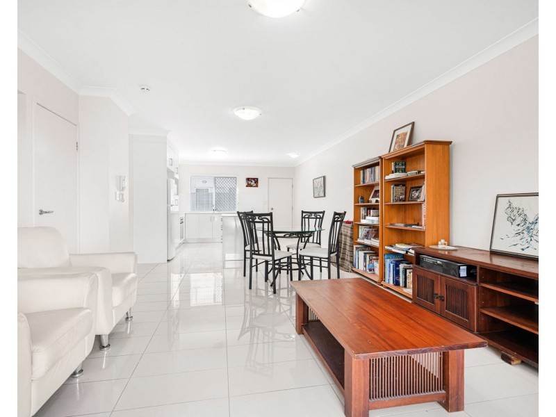 4/51 Dibar Street, Wynnum QLD 4178