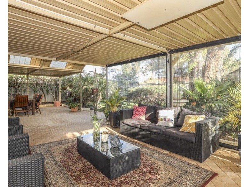 18 Cherwell Avenue, Beechboro WA 6063
