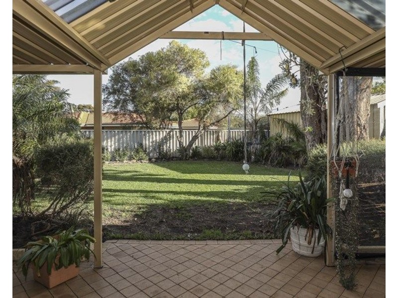 18 Cherwell Avenue, Beechboro WA 6063