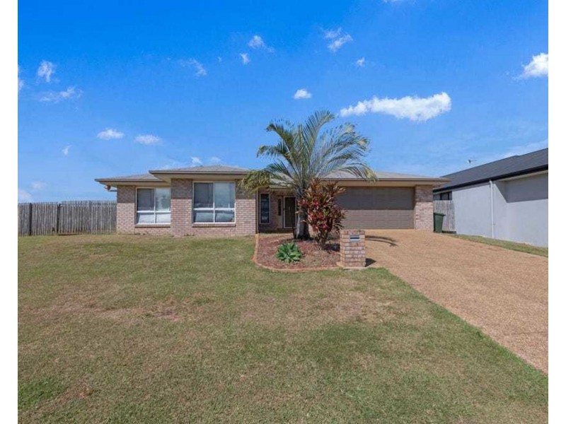 3 Toppers Drive, Coral Cove QLD 4670