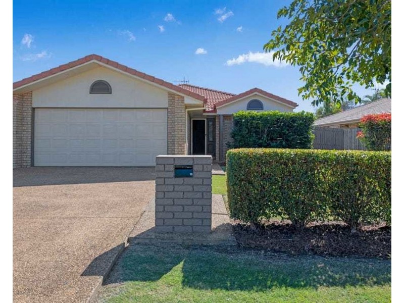 13 McCallum Close, Coral Cove QLD 4670