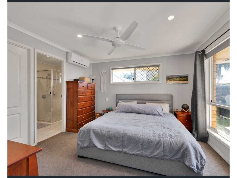 13 McCallum Close, Coral Cove QLD 4670