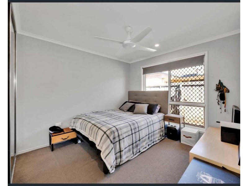 13 McCallum Close, Coral Cove QLD 4670