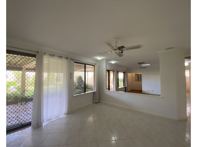 48 Merrifield Circle, Leeming WA 6149