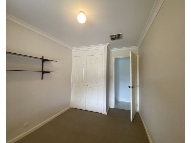 48 Merrifield Circle, Leeming WA 6149